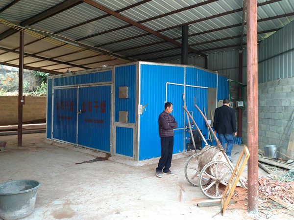 燃柴、電木材干燥箱